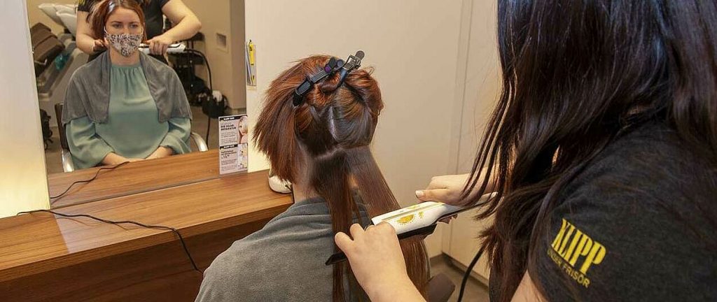 Klipp wirbt mit der neuen Kampagne "Klipp is nice" nach jungen Interessierten an der Friseurbranche | C: Klipp