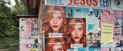 Werbung für Friseurjob! Intercoiffure Hartmut Becker nutzt den Hype um die Wahlplakate zugunsten seines Salons work@hair.